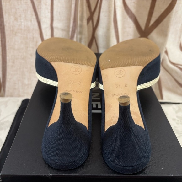 🆕 Chanel cc iconic Camellia flower Mules 😍 - Picture 5 of 6